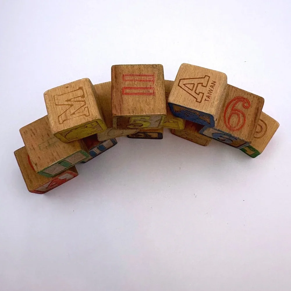 Vtg Lot 12 Wooden Toy Blocks Sesame Street Playskool Muppets Numbers ABC Craft‎
